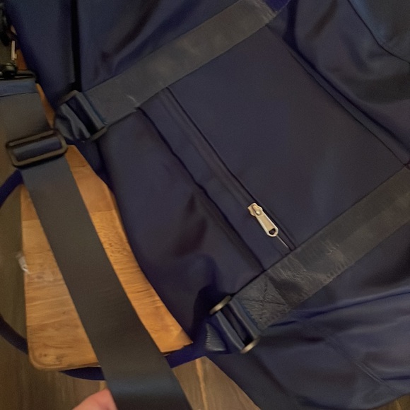 Navy blue weekender travel bag - Picture 2 of 5